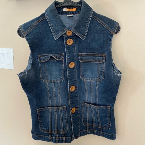 Comfy Stretchy Tulle Faux Denim Vest Made In Korea Size Medium - Picture 1 of 4